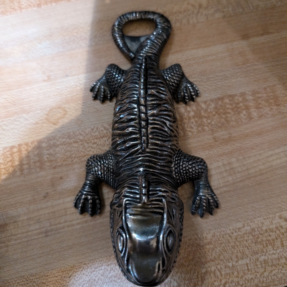 Silver Lizard Gecko Bottle and Bottle cap opener. cool. Vtg. - Picture 2 of 5